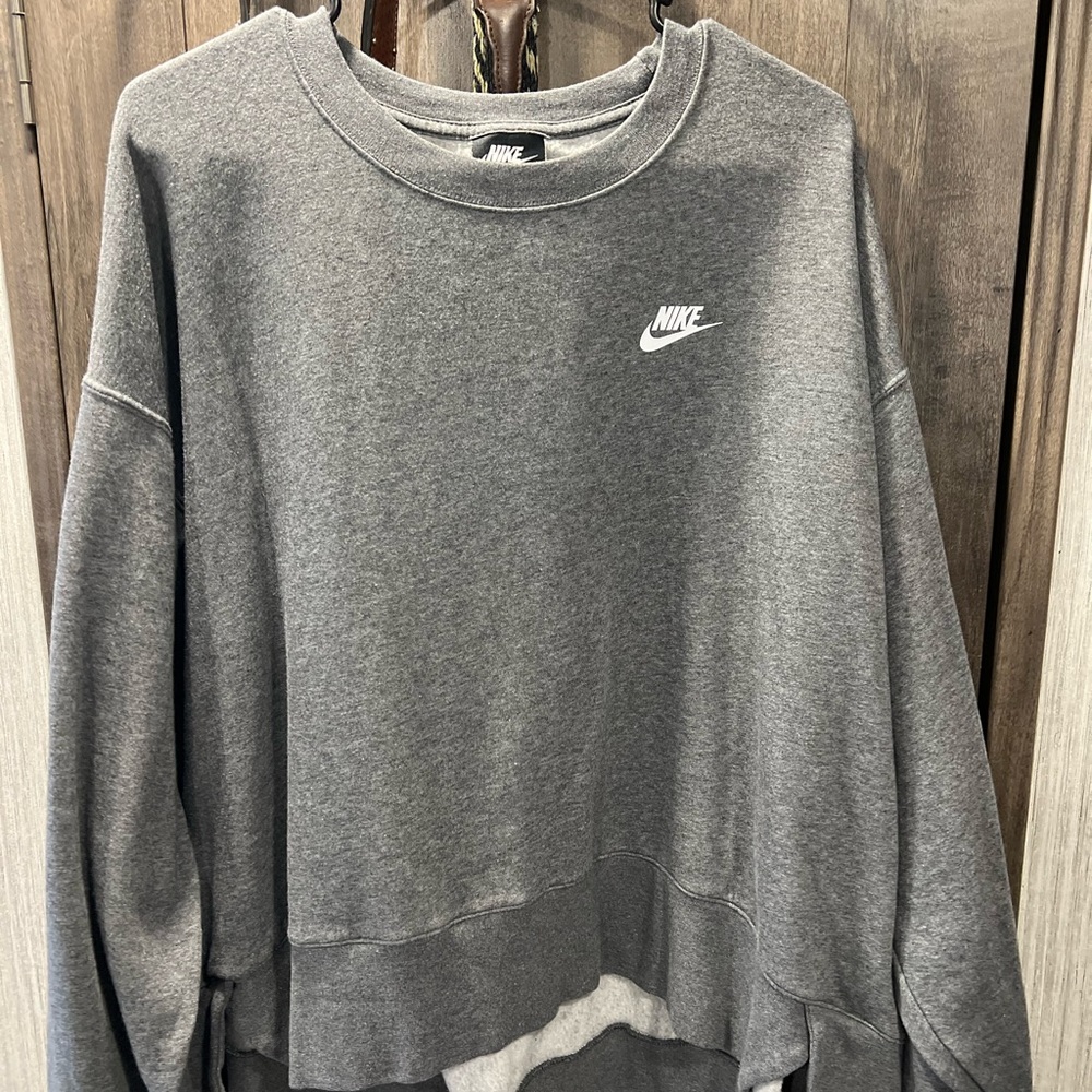 NWOT sweatshirt